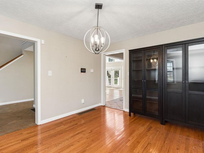 1132 Lorelei Drive, Perry Twp, OH 45118 Photo 7