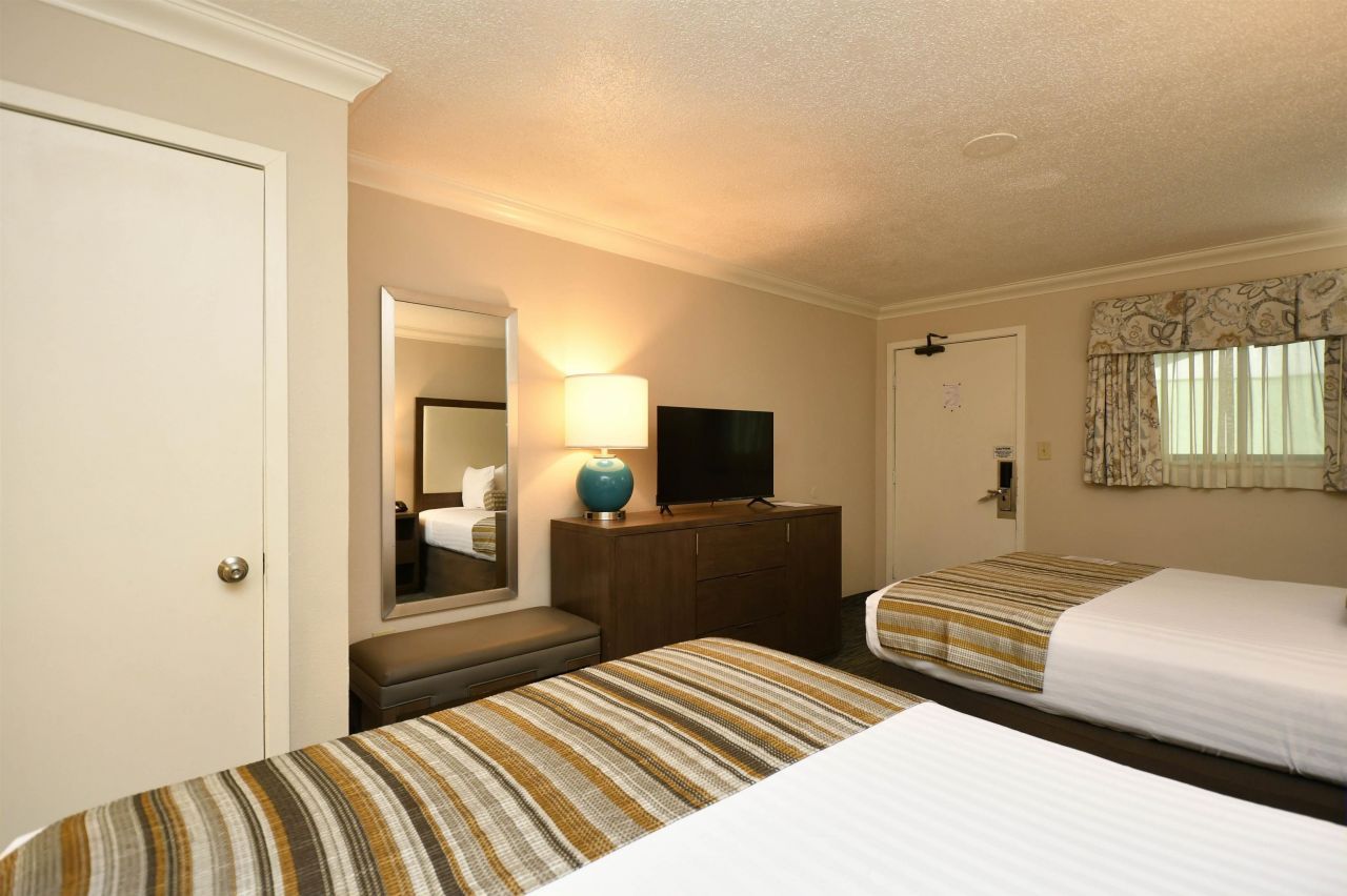 1105 S Ocean Blvd.  Photo 14