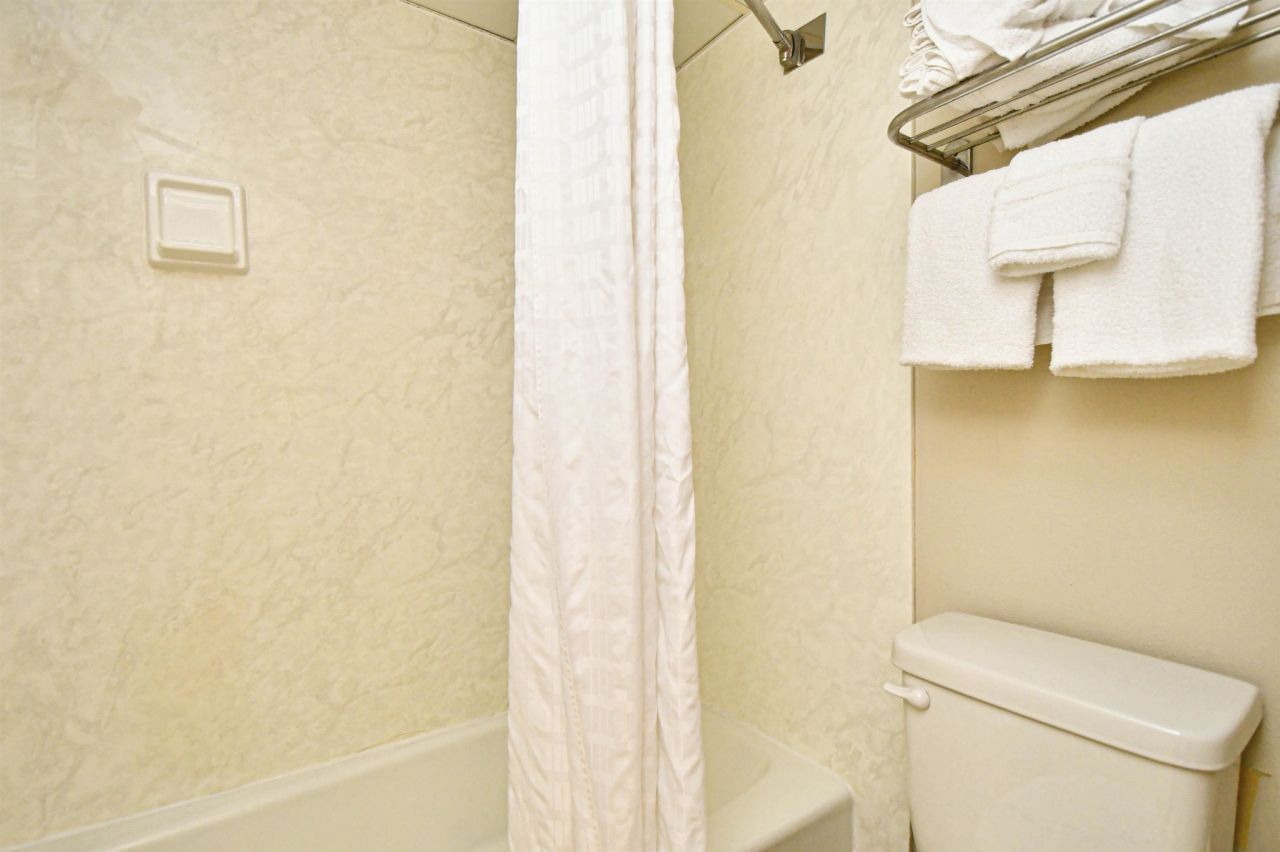 1105 S Ocean Blvd.  Photo 16