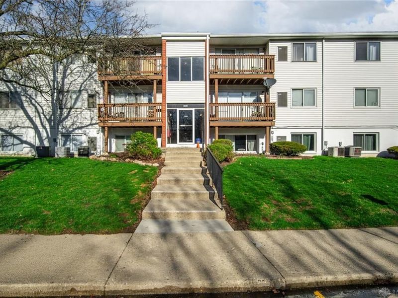 5645 Coach Drive, Unit L (#117), Kettering, OH 45440 Photo 1