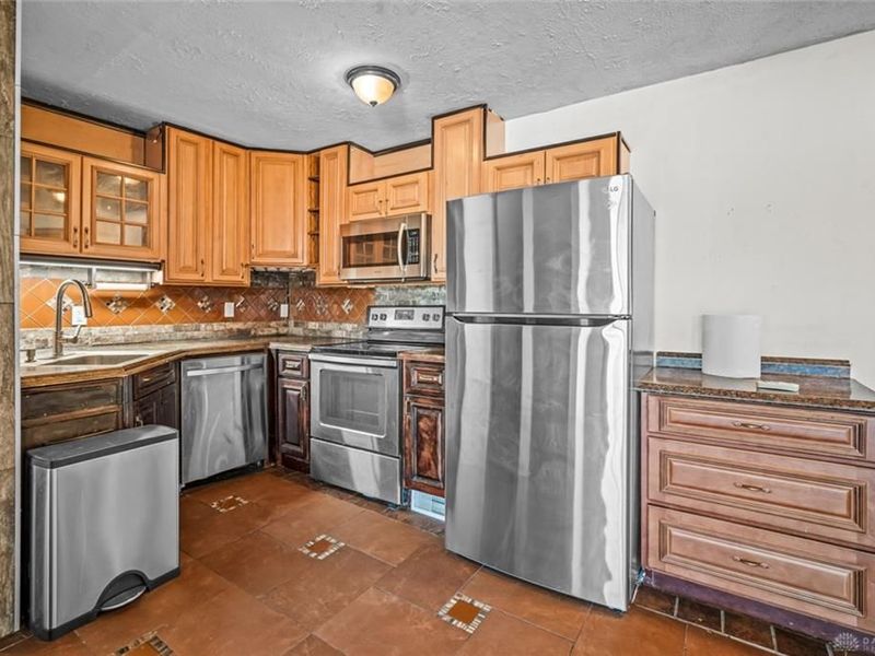 5645 Coach Drive, Unit L (#117), Kettering, OH 45440 Photo 10