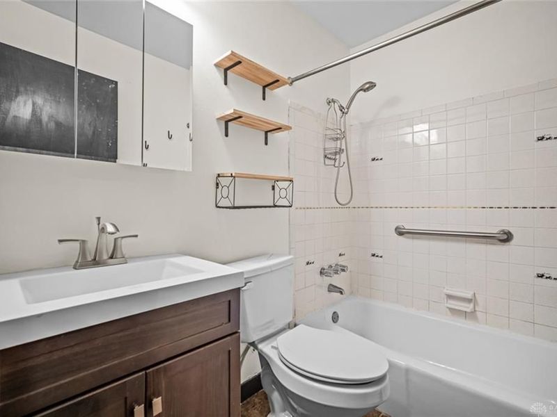 5645 Coach Drive, Unit L (#117), Kettering, OH 45440 Photo 16