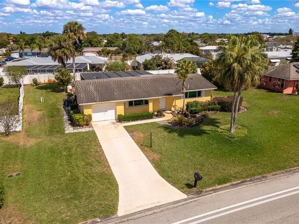 213 Richmond AVE S, LEHIGH ACRES, FL 33936