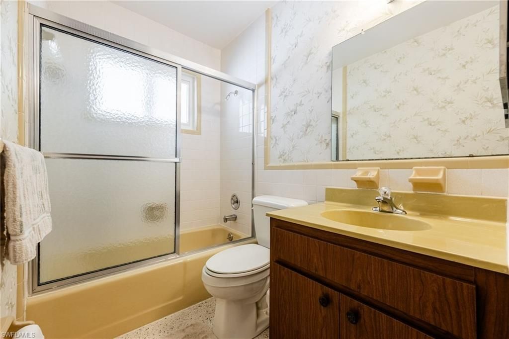 213 Richmond Ave S, Lehigh Acres, FL 33936 Photo