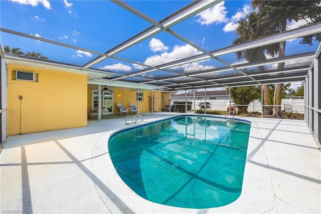 213 Richmond Ave S, Lehigh Acres, FL 33936 Photo