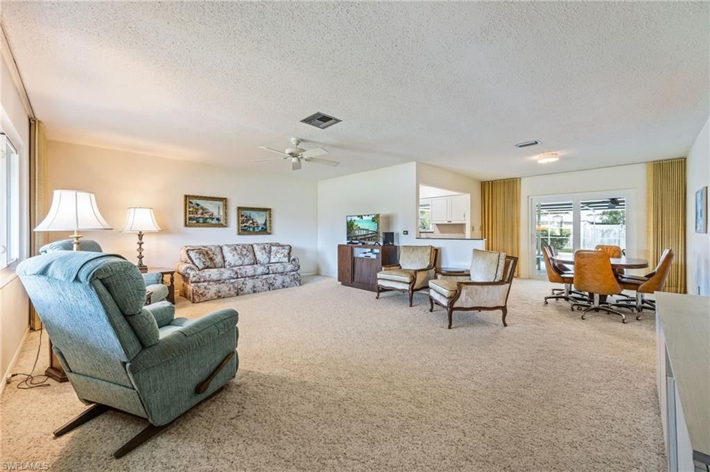 213 Richmond Ave S, Lehigh Acres, FL 33936 Photo