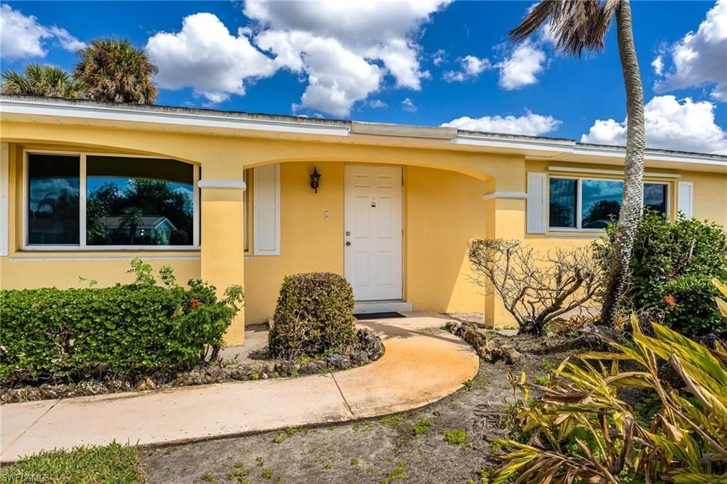 213 Richmond Ave S, Lehigh Acres, FL 33936 Photo