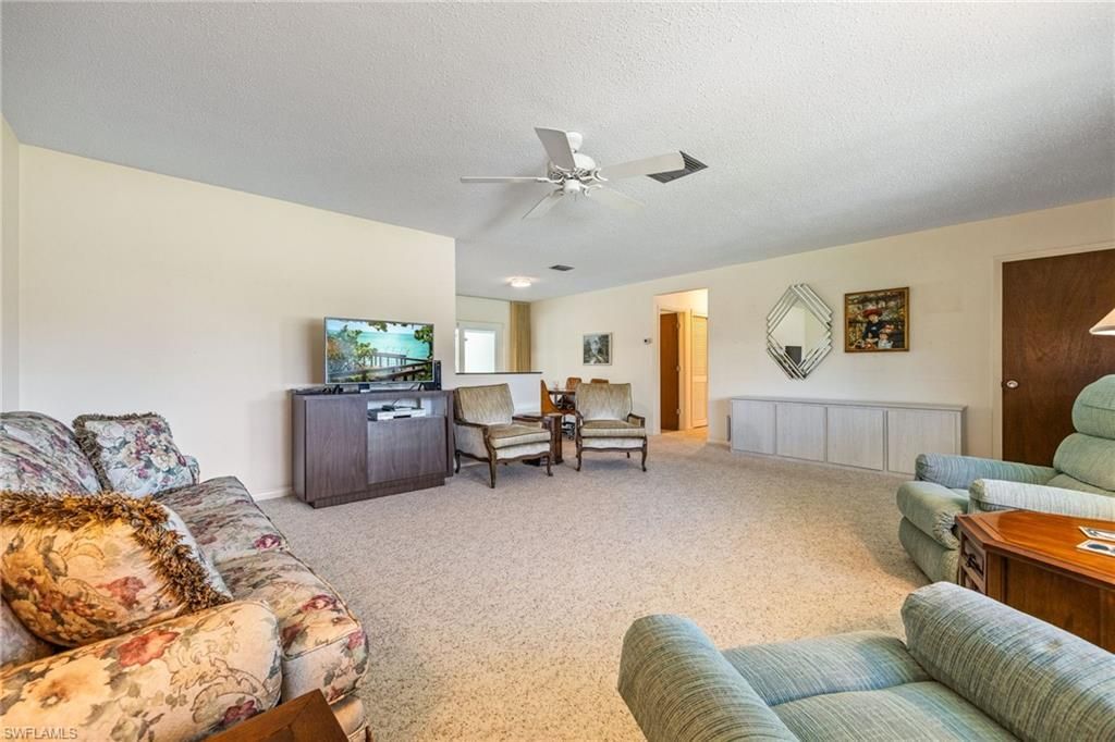 213 Richmond Ave S, Lehigh Acres, FL 33936 Photo