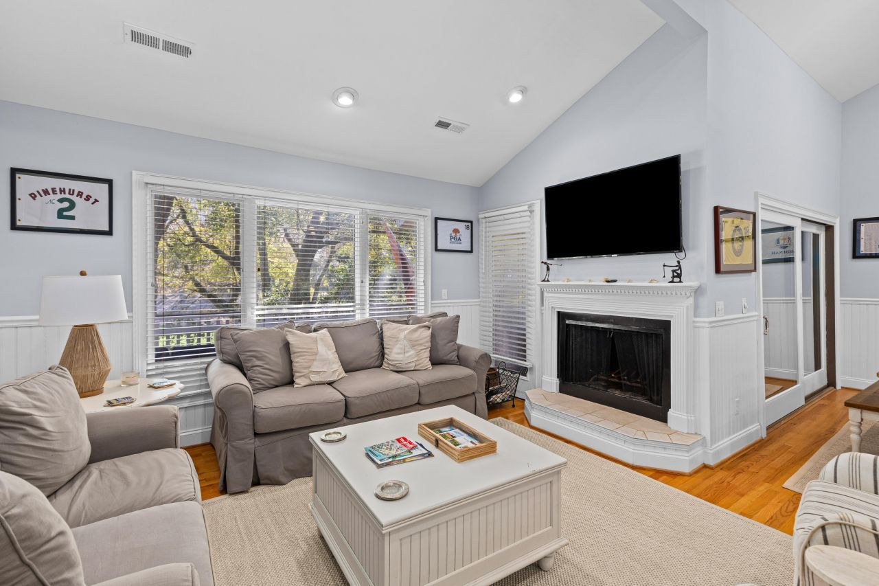 27 Fairway Dunes Lane Photo 4