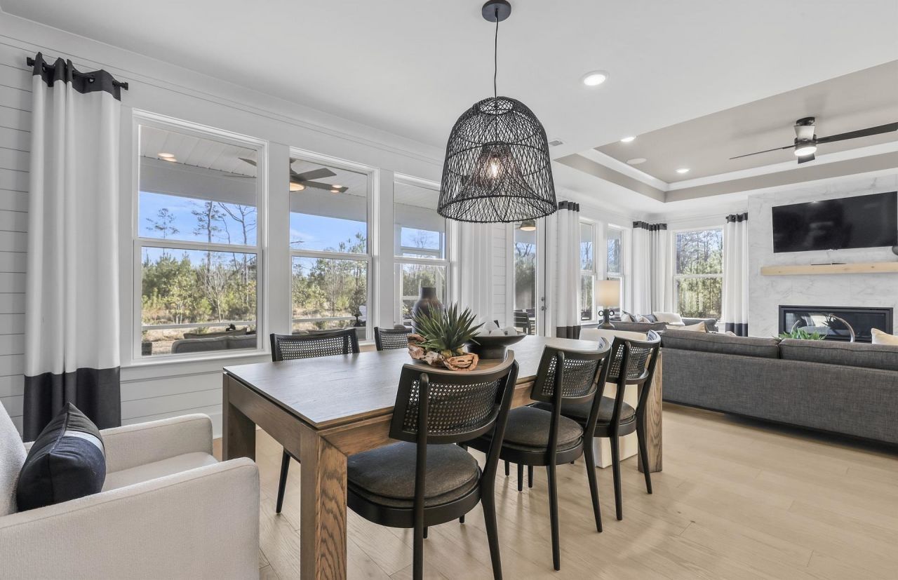 1534 Winding Creek Way  Photo 16