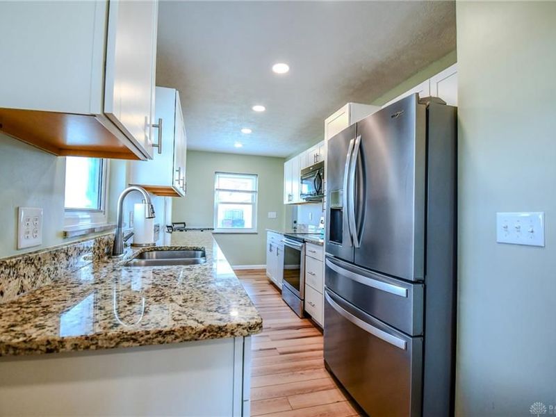 816 S Smithville Road, Dayton, OH 45403 Photo 11