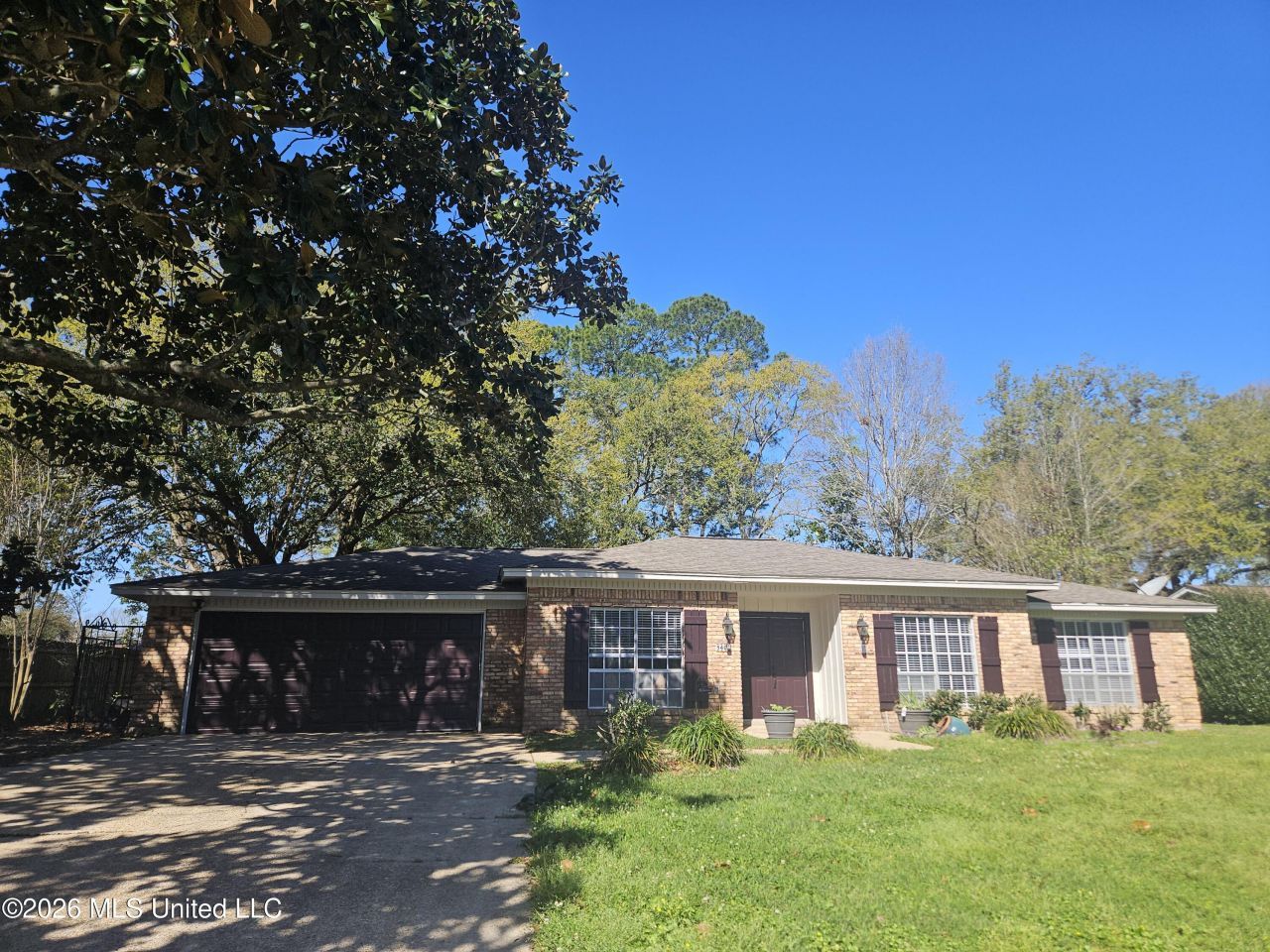 1403 Churchill Drive, Ocean Springs, MS 39564 Main Photo