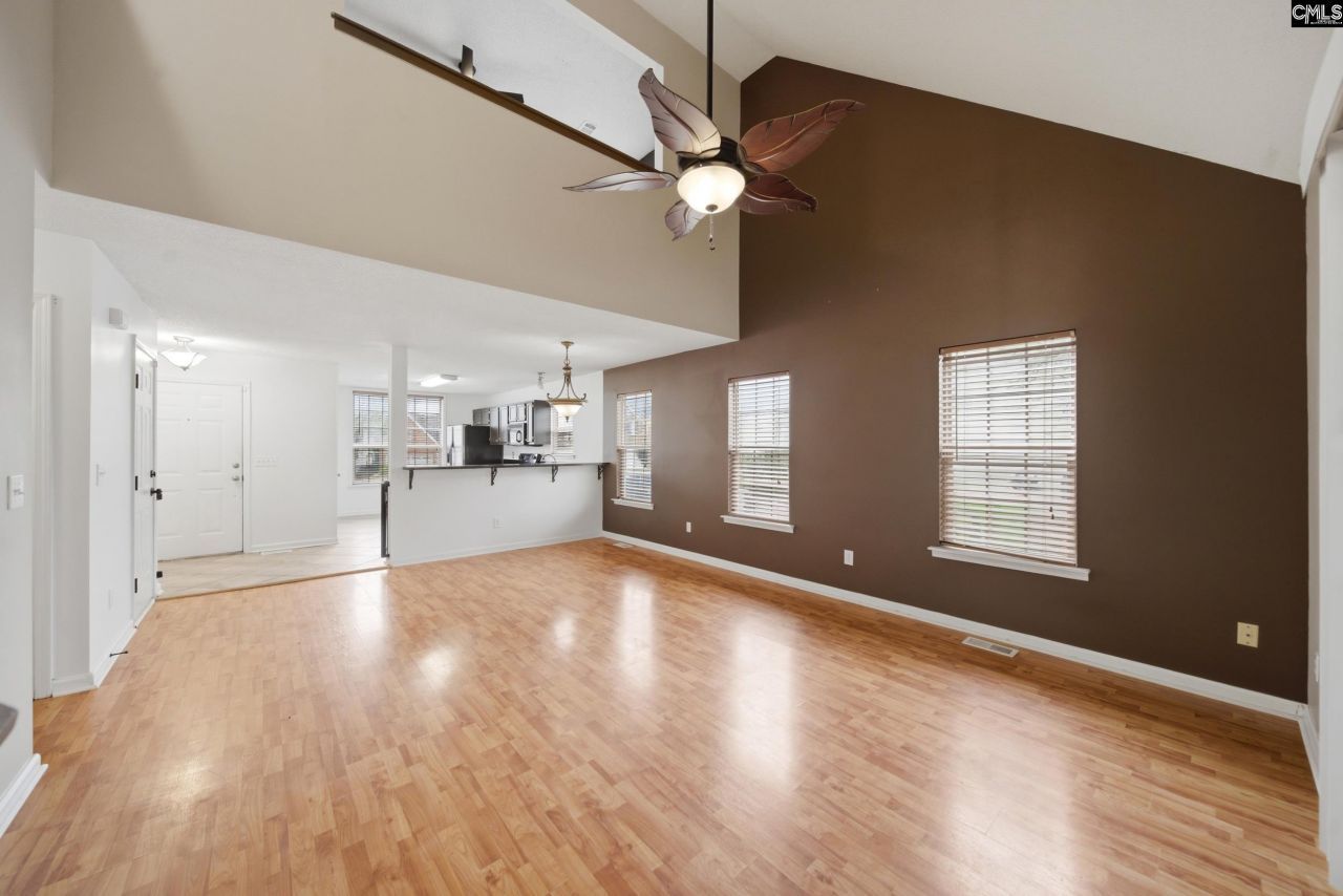 10 Bridle Path Court Photo 10