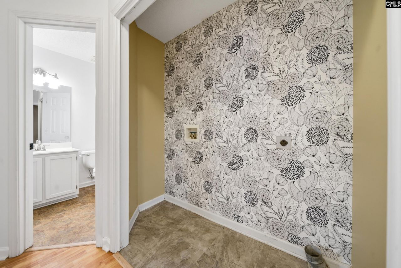 10 Bridle Path Court Photo 12