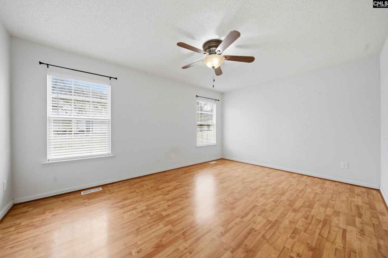 10 Bridle Path Court Photo 14