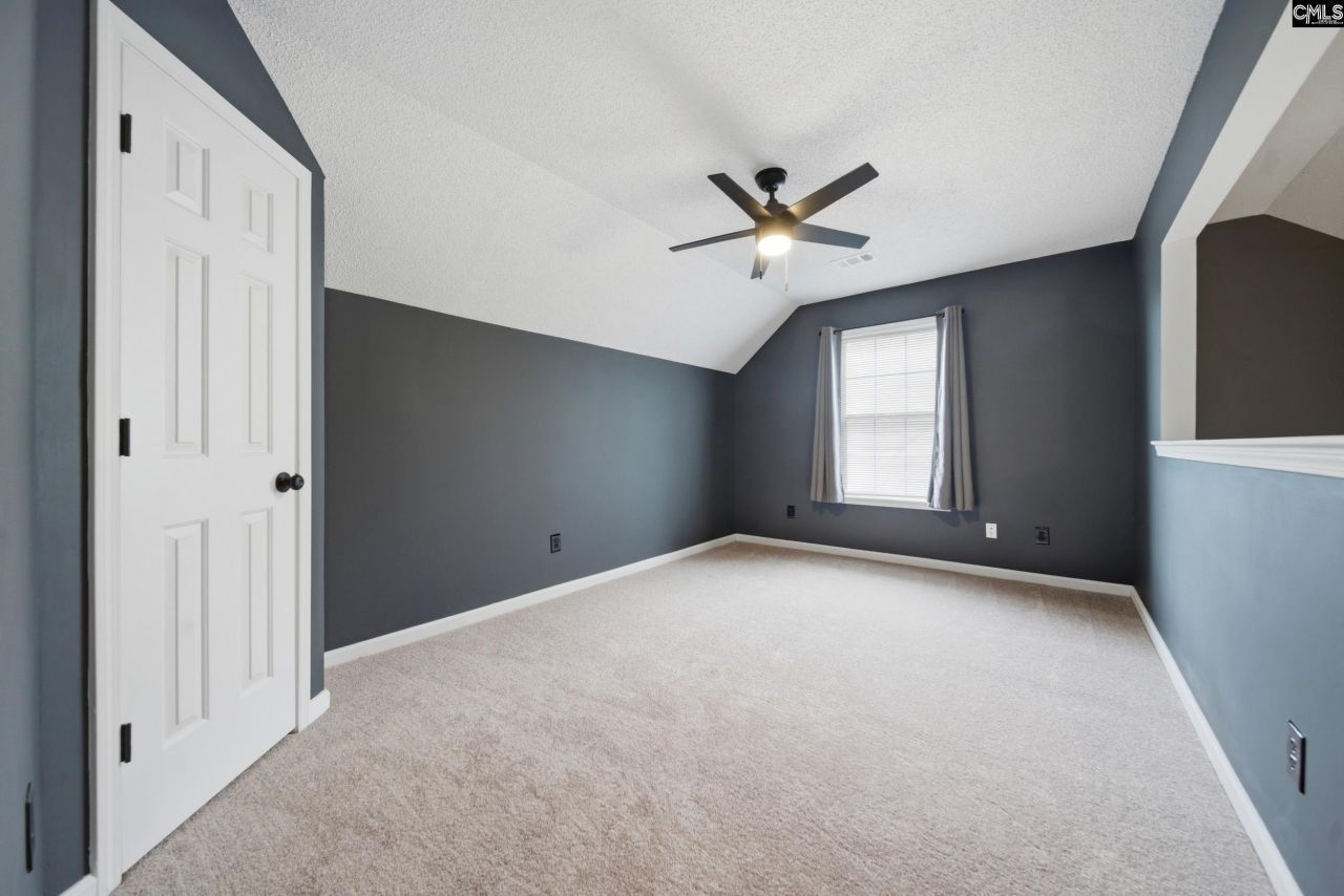 10 Bridle Path Court Photo 18