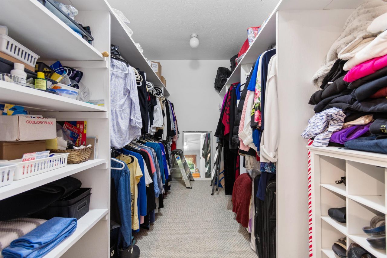 505 Country Club Dr. Photo 18