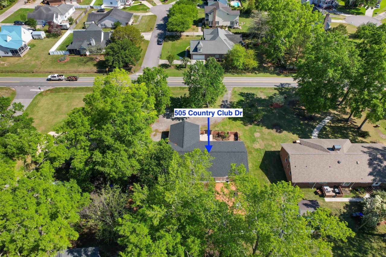 505 Country Club Dr. Photo 40