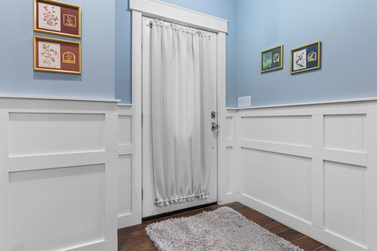 505 Country Club Dr. Photo 5