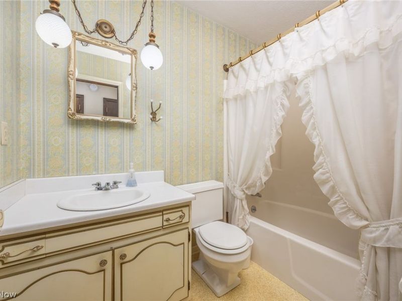 234 Woodlawn Avenue, Belpre, OH 45714 Photo 15