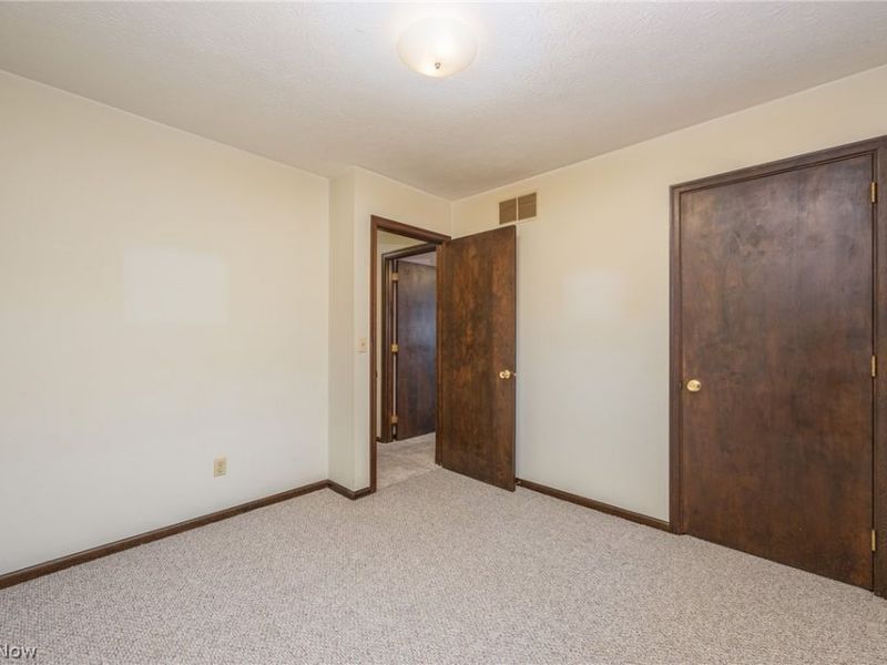 234 Woodlawn Avenue, Belpre, OH 45714 Photo 19