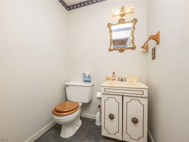 234 Woodlawn Avenue, Belpre, OH 45714 Photo 27