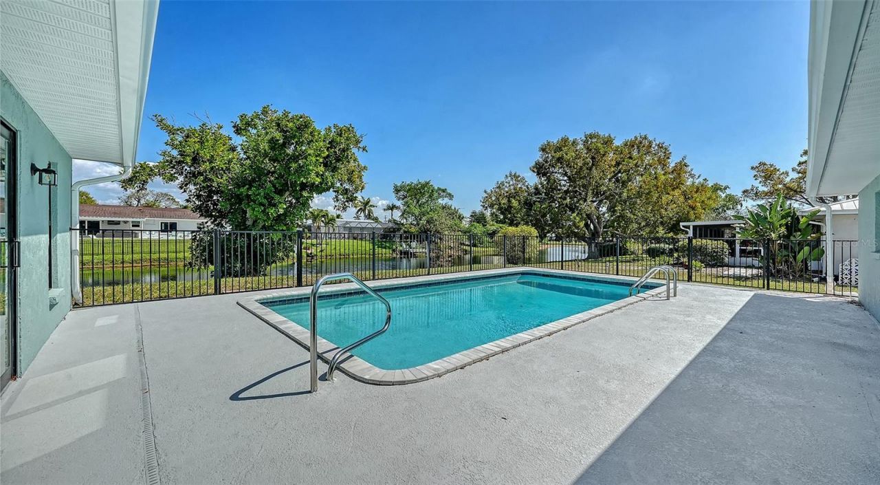 923 69th Street Nw, Bradenton, FL 34209 Photo