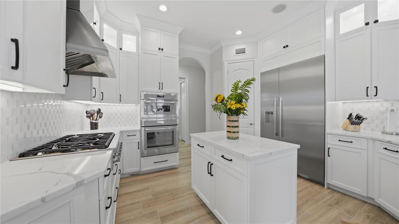 7637 Cove Terrace, Sarasota, FL 34231 Photo