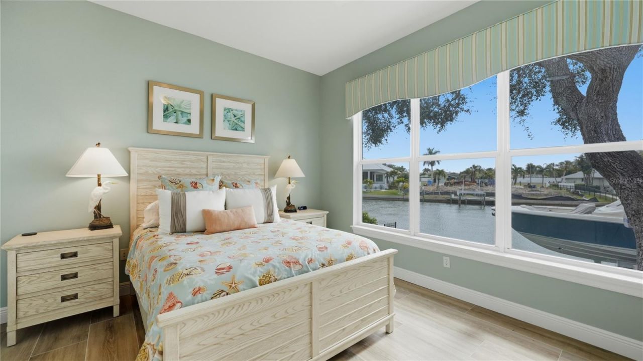 7637 Cove Terrace, Sarasota, FL 34231 Photo