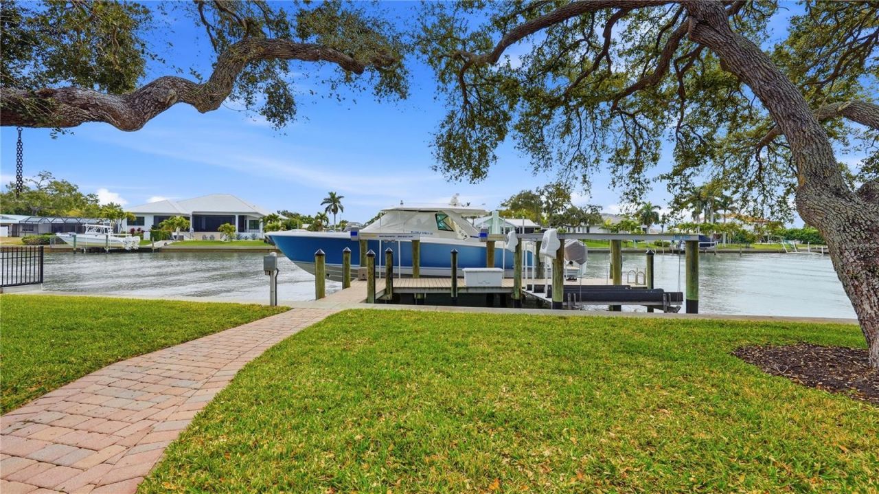 7637 Cove Terrace, Sarasota, FL 34231 Photo
