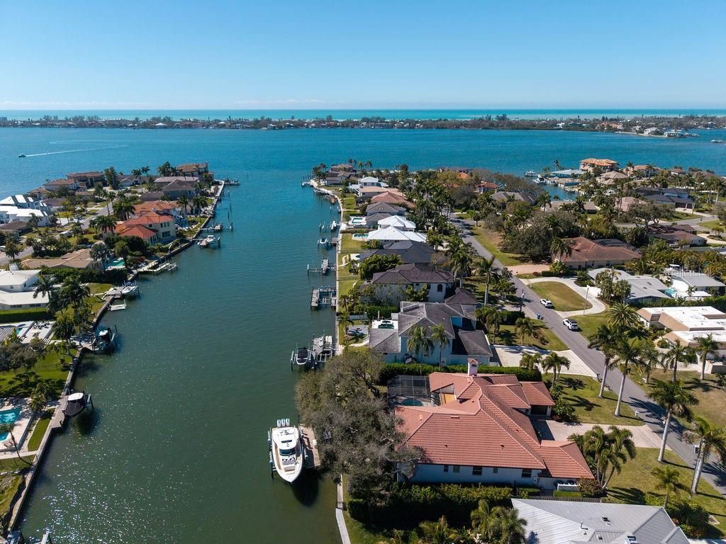 7637 Cove Terrace, Sarasota, FL 34231 Photo