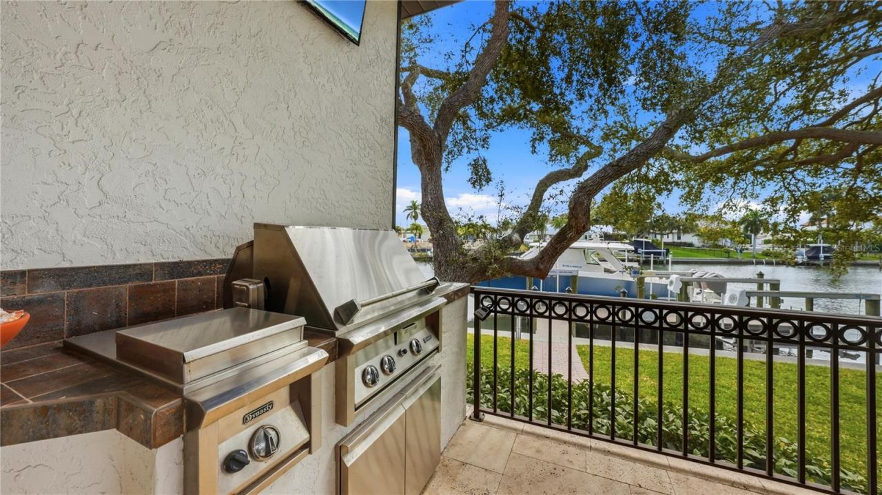 7637 Cove Terrace, Sarasota, FL 34231 Photo