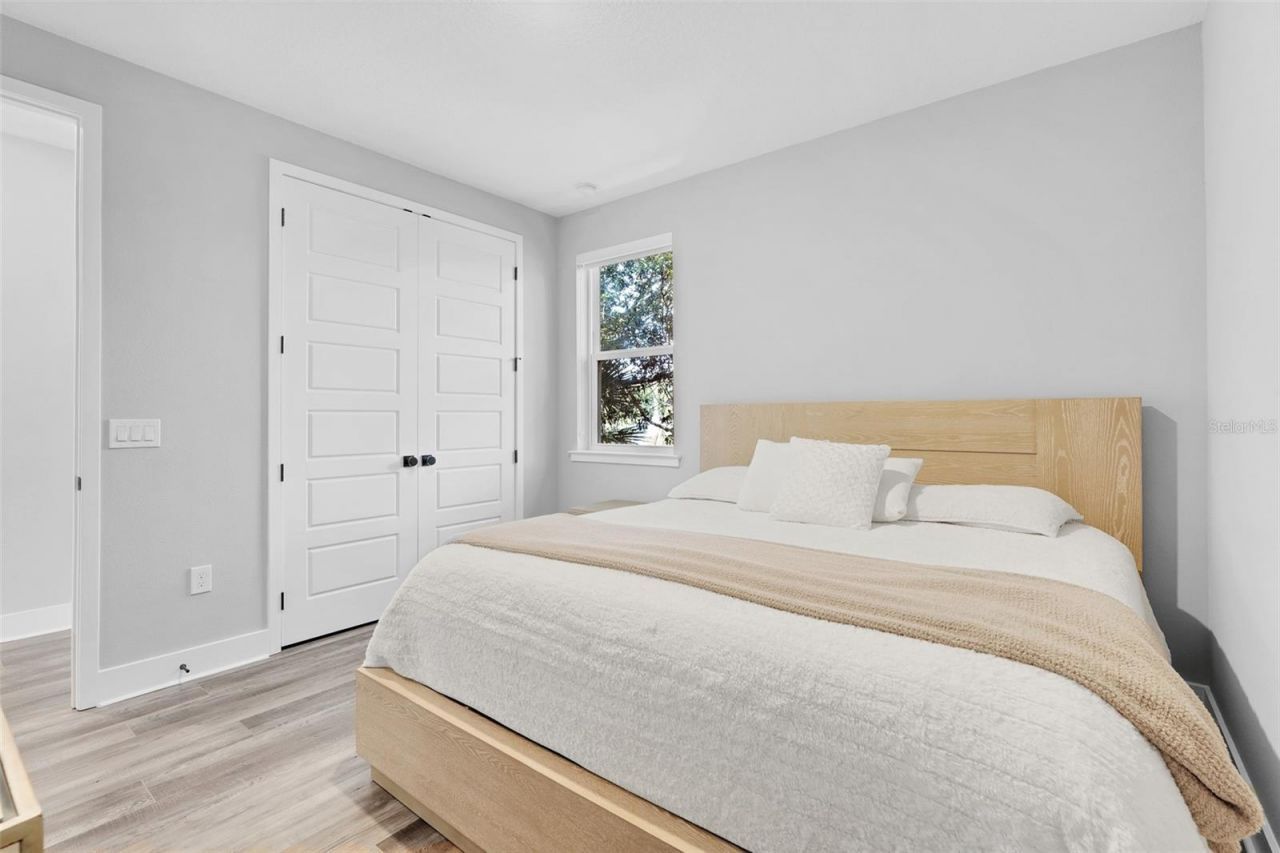 1805 S Fern Creek Avenue, Orlando, FL 32806 Photo