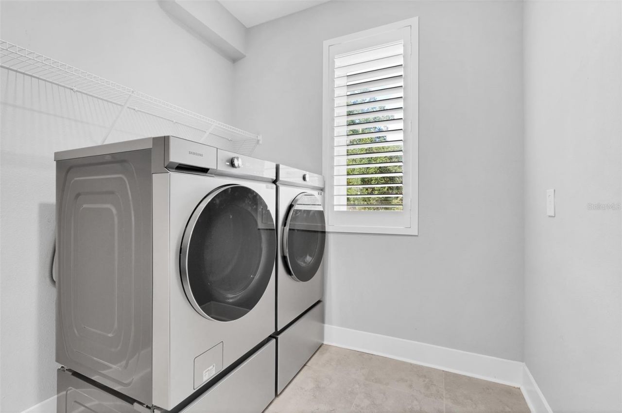 1805 S Fern Creek Avenue, Orlando, FL 32806 Photo