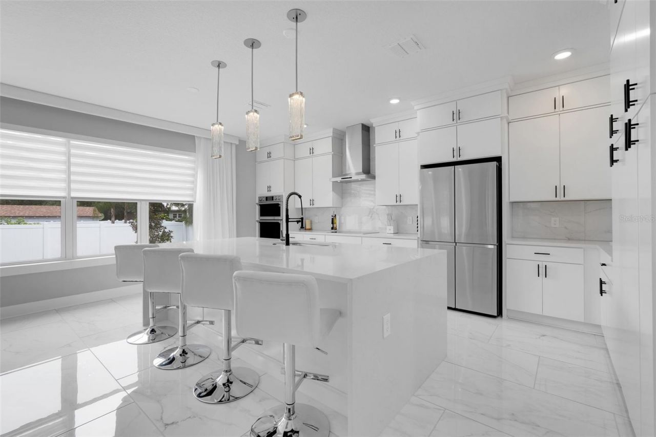 1805 S Fern Creek Avenue, Orlando, FL 32806 Photo