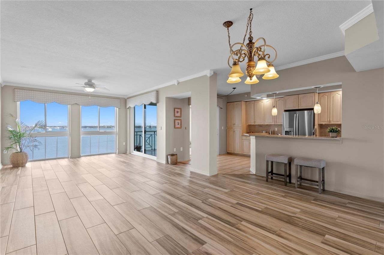 4717 Dolphin Cay Lane S, Unit 507, Saint Petersburg, FL 33711 Photo