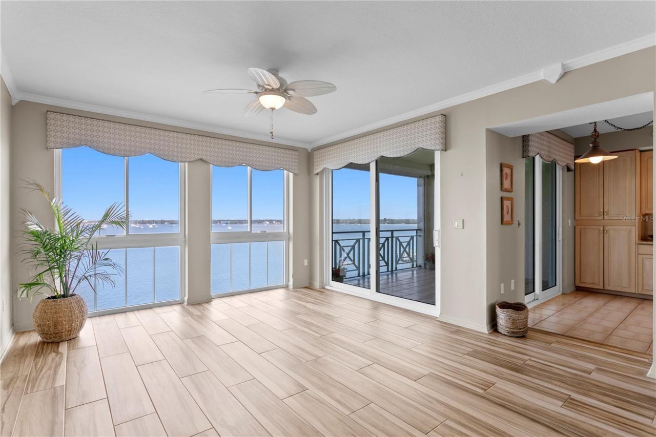 4717 Dolphin Cay Lane S, Unit 507, Saint Petersburg, FL 33711 Photo