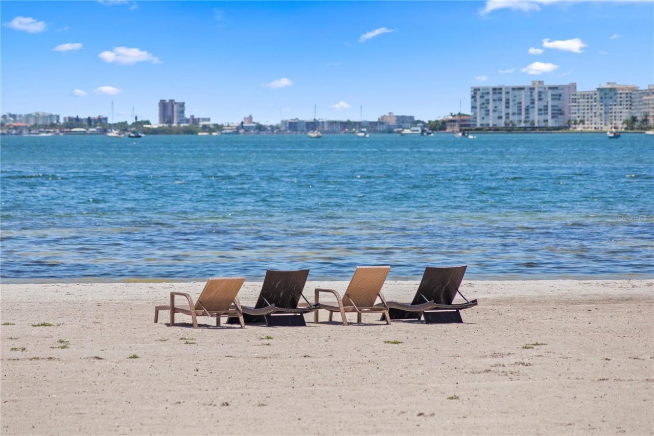 4717 Dolphin Cay Lane S, Unit 507, Saint Petersburg, FL 33711 Photo