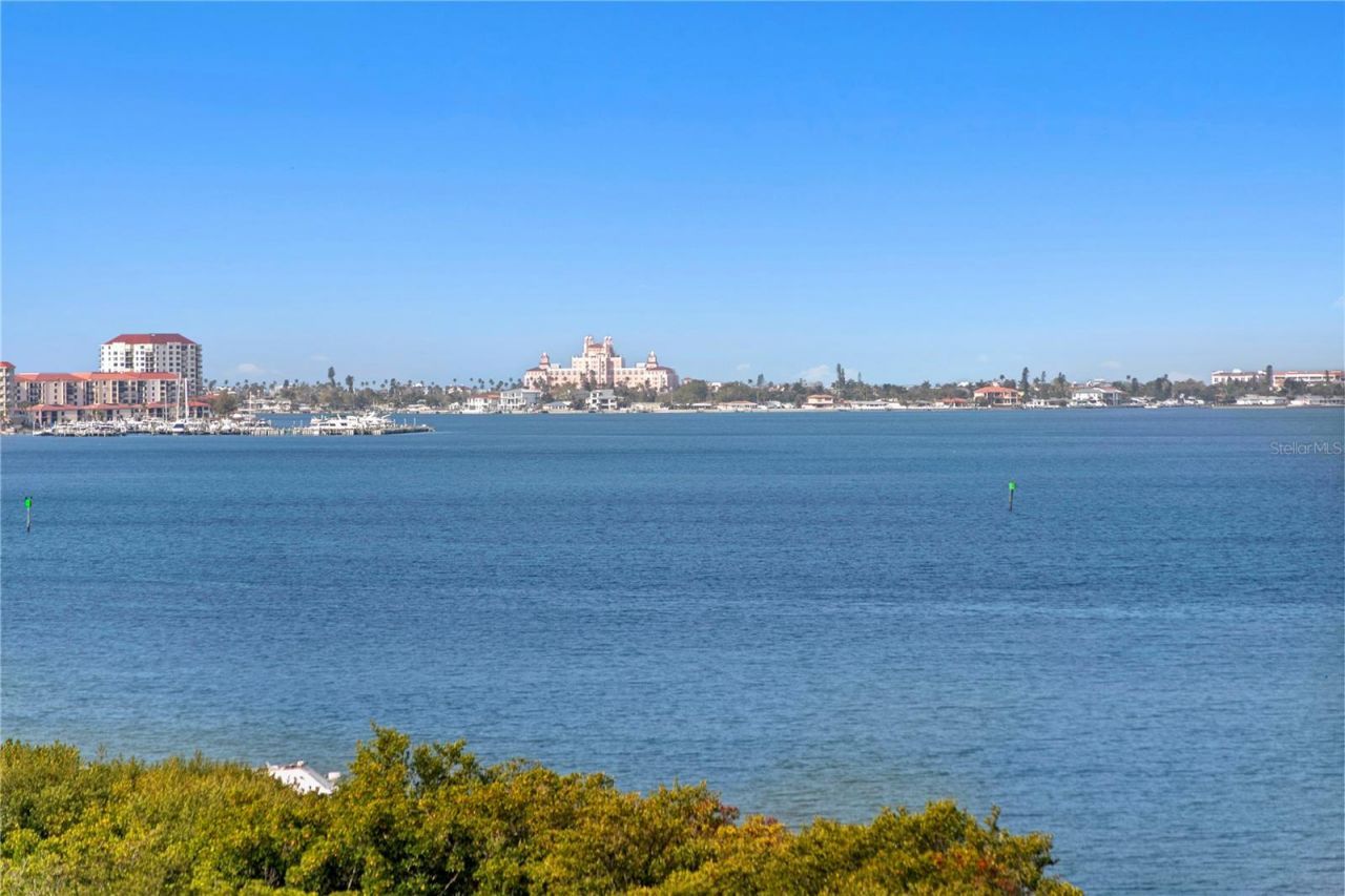 4717 Dolphin Cay Lane S, Unit 507, Saint Petersburg, FL 33711 Photo