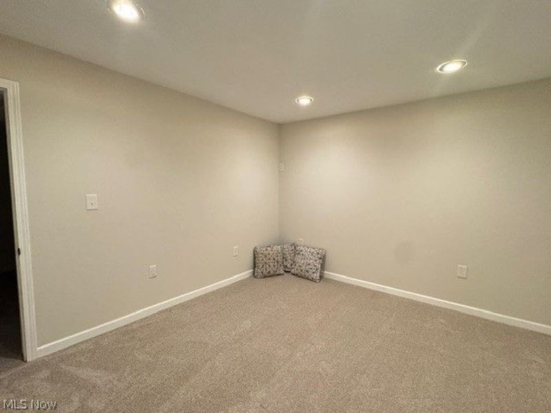 3805 Mount Vernon Boulevard, Norton, OH 44203 Photo 21