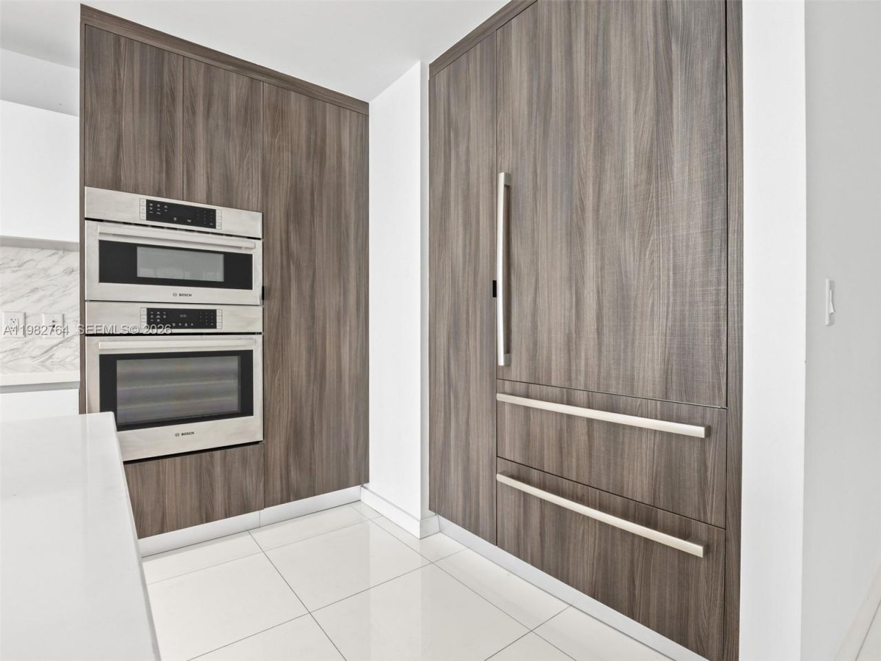 851 NE 1st Ave, Unit 4801, Miami, FL 33132 Photo