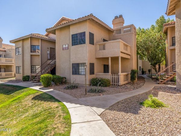 930 N MESA Drive, Unit 1055, Mesa, AZ 85201