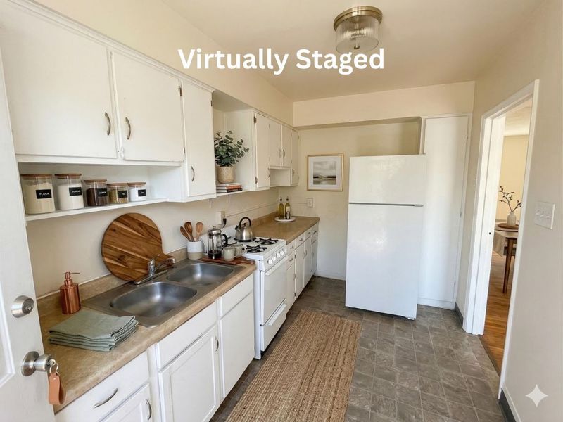 73 N Hampton Road, Unit B, Columbus, OH 43213 Photo 2