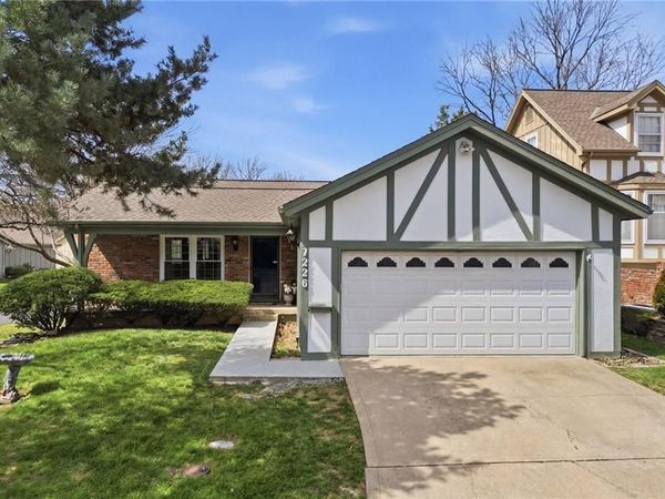 7226 Mastin Street, Merriam, KS 66203