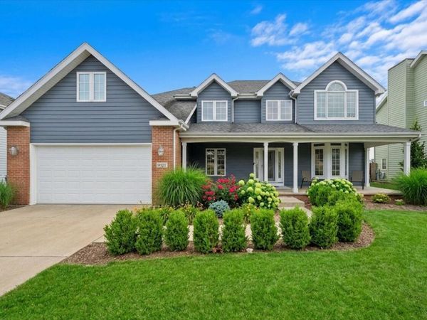 9925 Whitehall Garden, Munster, IN 46321