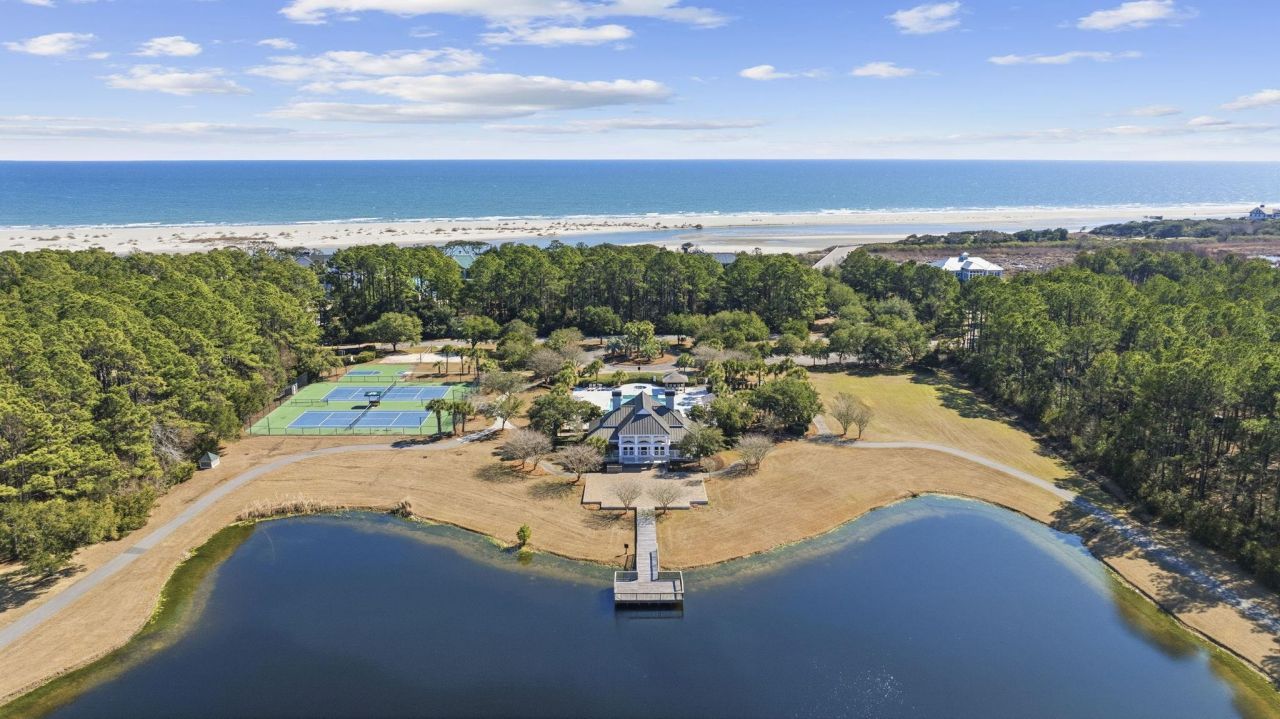 2862 Vanderbilt Blvd. Photo 47