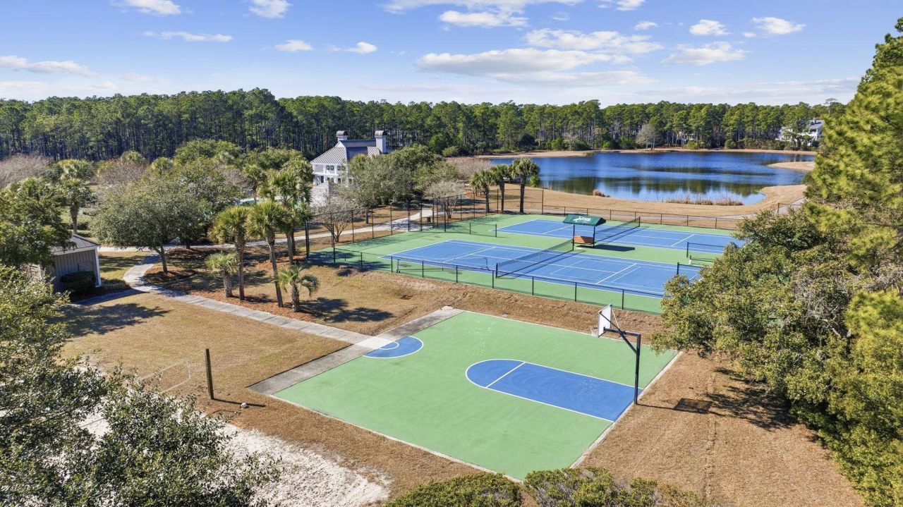 2862 Vanderbilt Blvd. Photo 48