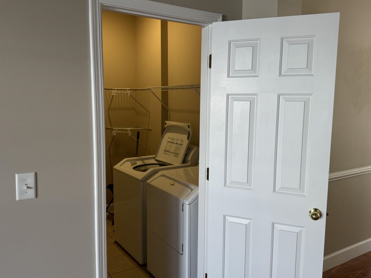 6095 Catalina Dr. Photo 5