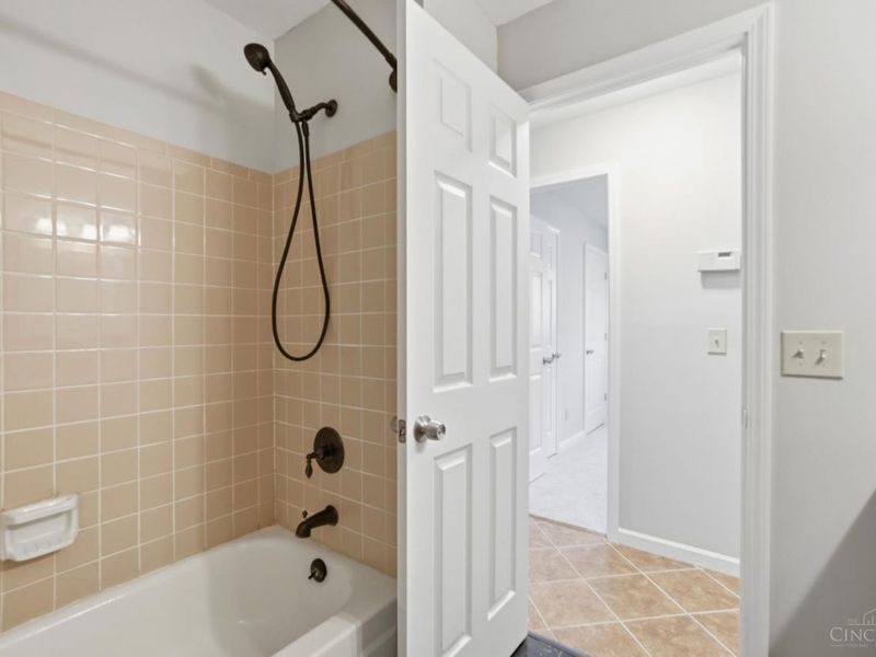 7216 Creekview Drive, Unit 3, Colerain Township, OH 45247 Photo 16