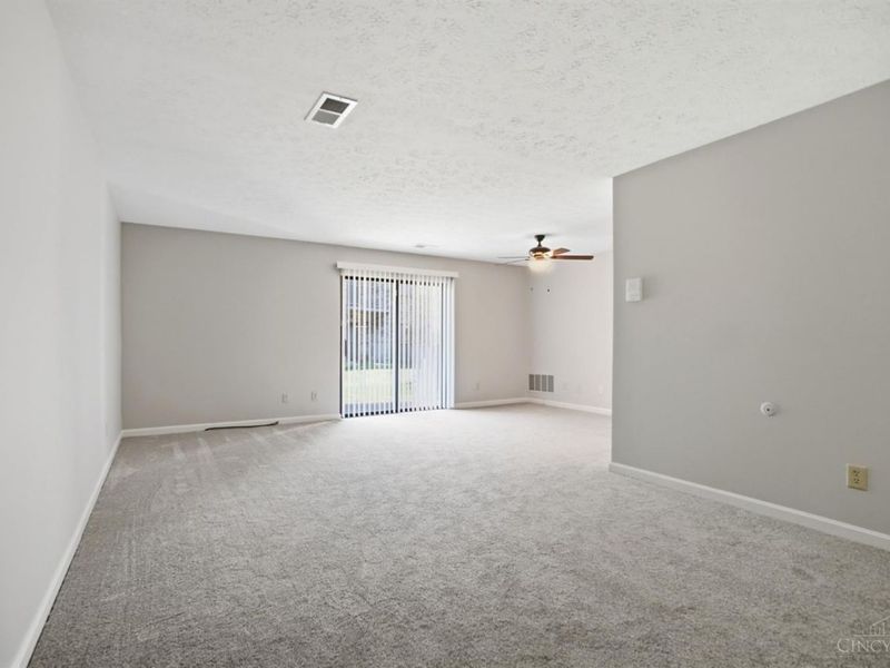 7216 Creekview Drive, Unit 3, Colerain Township, OH 45247 Photo 4